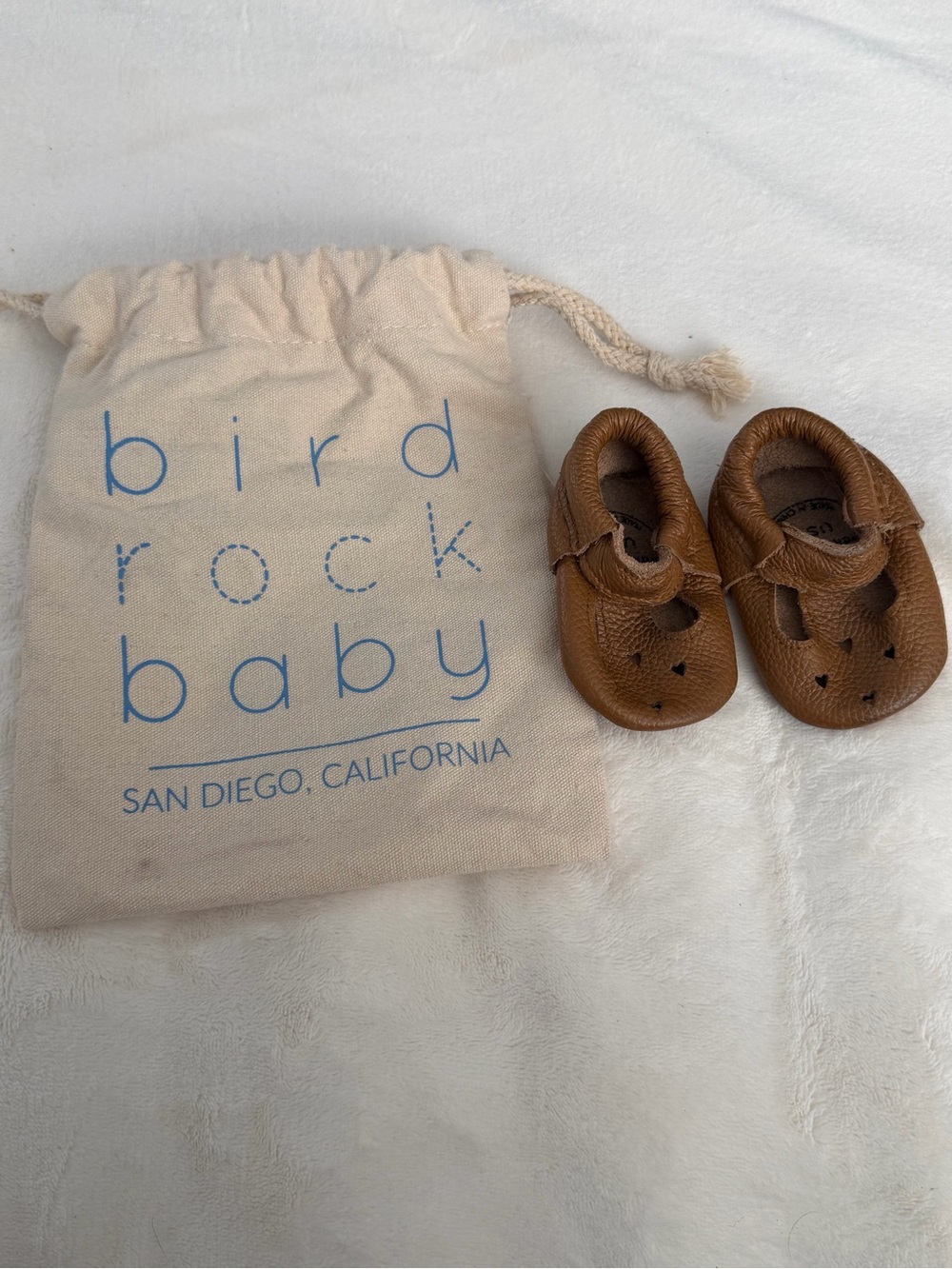 Bird Rock Baby Classic Brown Mary Jane style shoes with heart cutouts size 2
